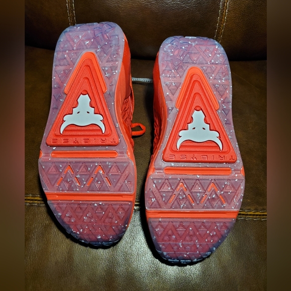 New Under Armour Project Rock 6 Holiday Triple All Red size 7.5 - Picture 6 of 7